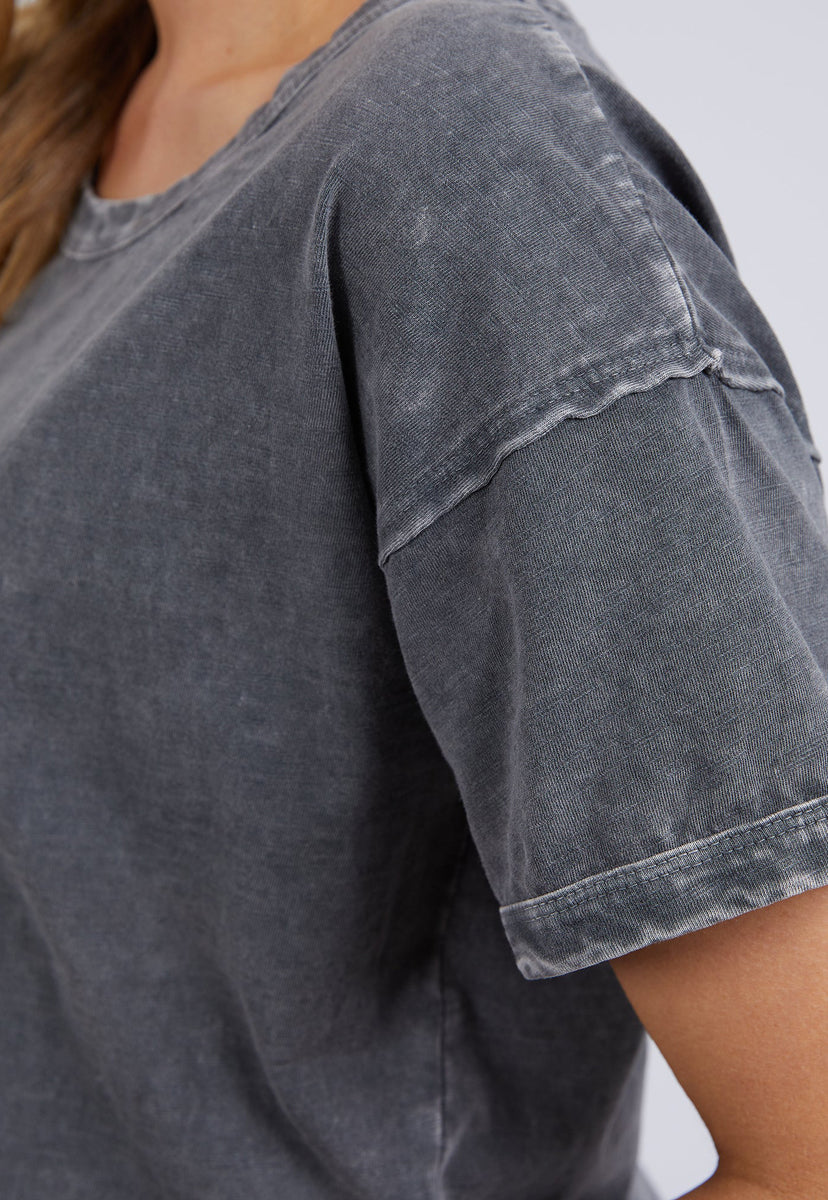 foxwood-marley-tee-washed-black-goose