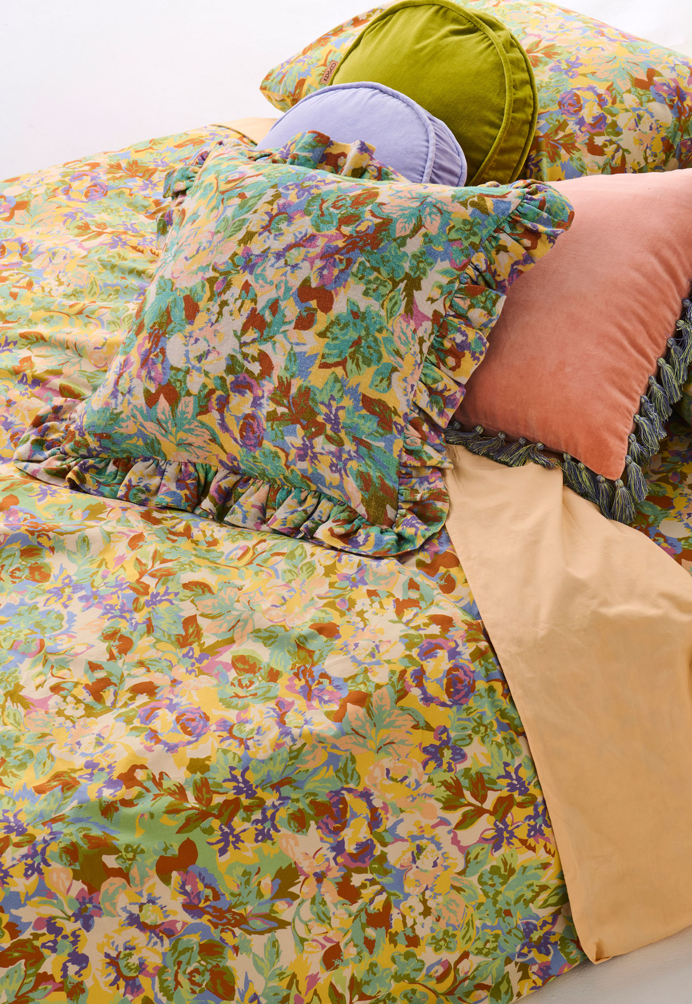 kip&co - forever mine frill upholstery cushion