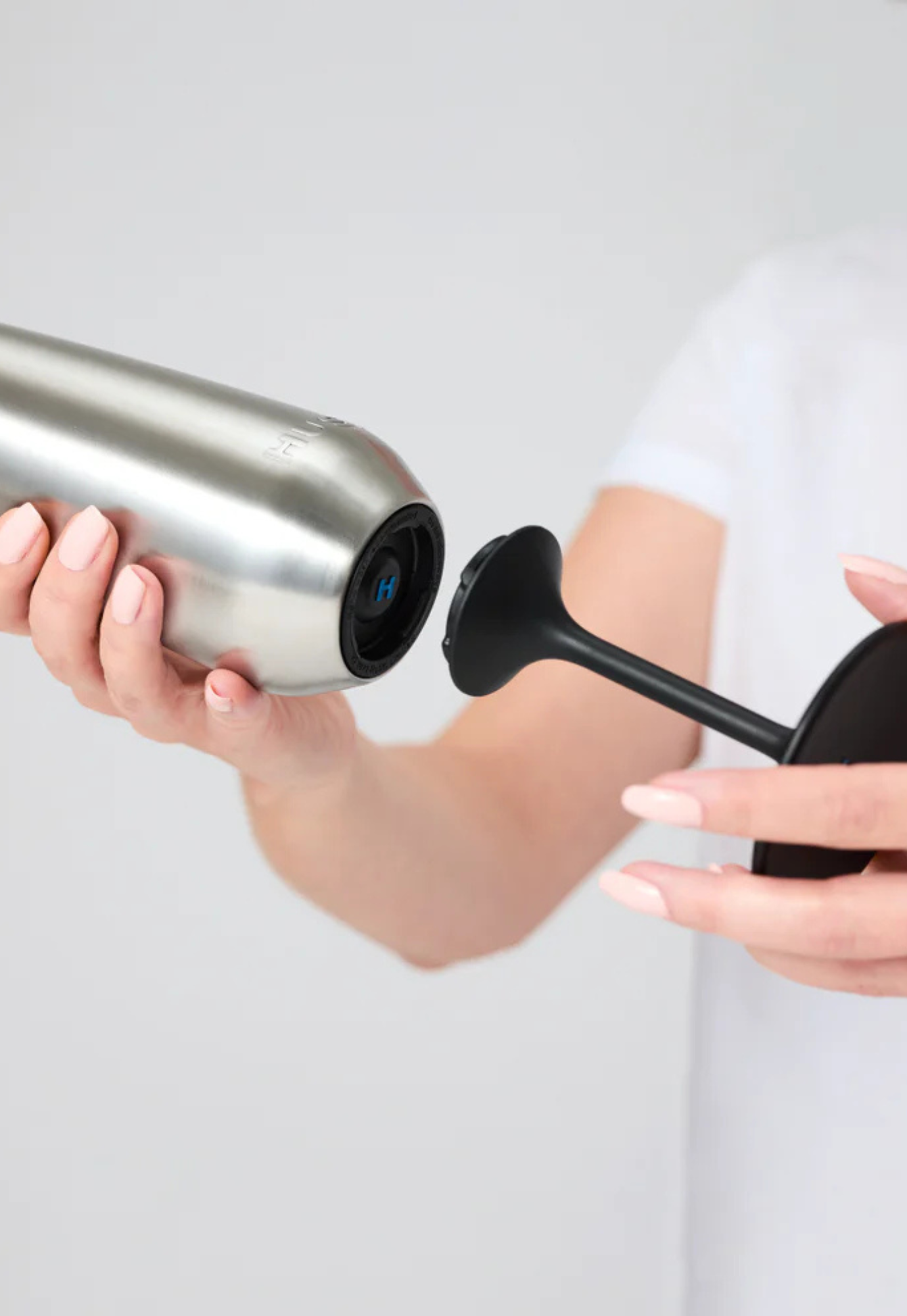 huski - champagne flute - brushed stainless