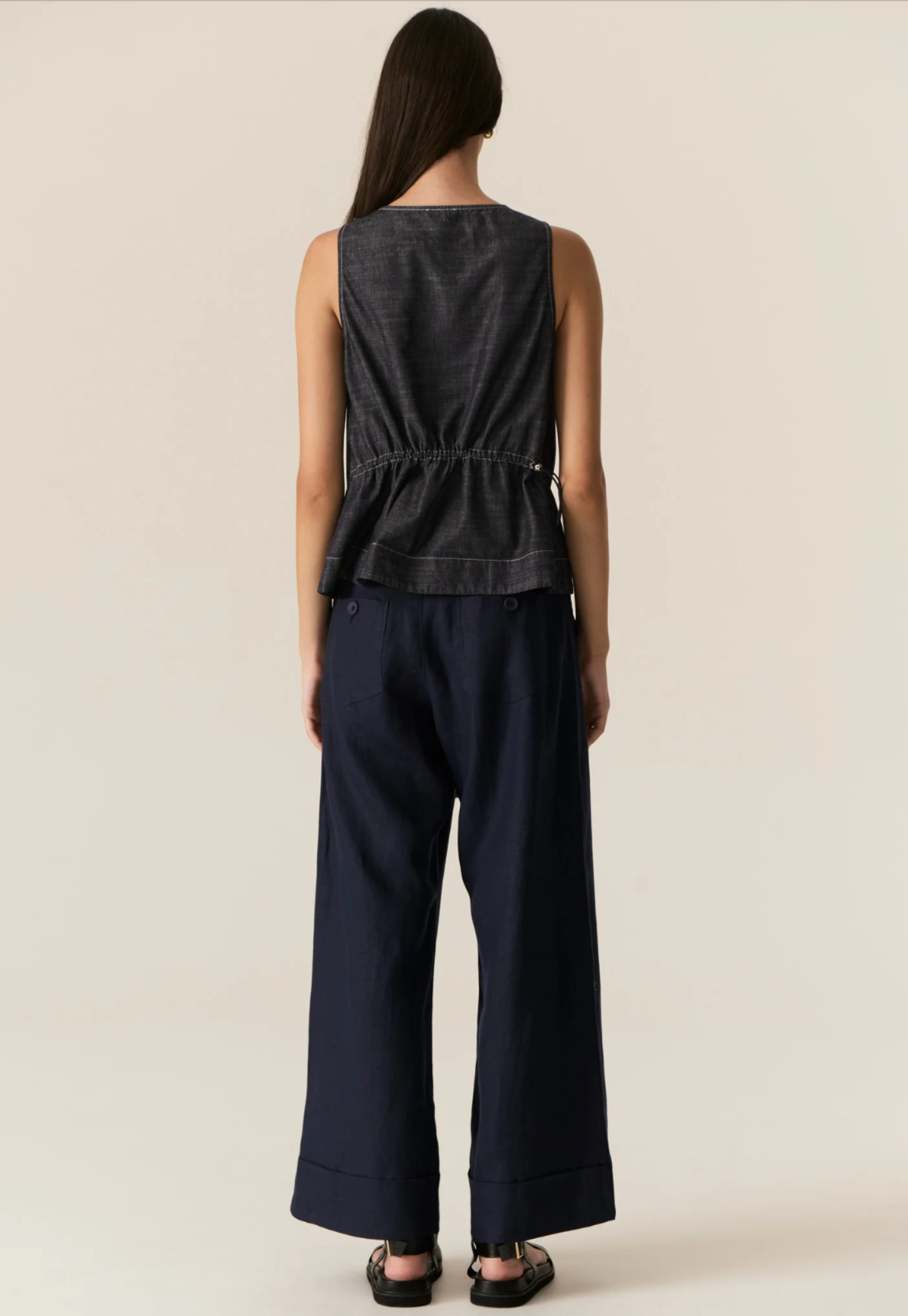 pol - avrid tank- chambray