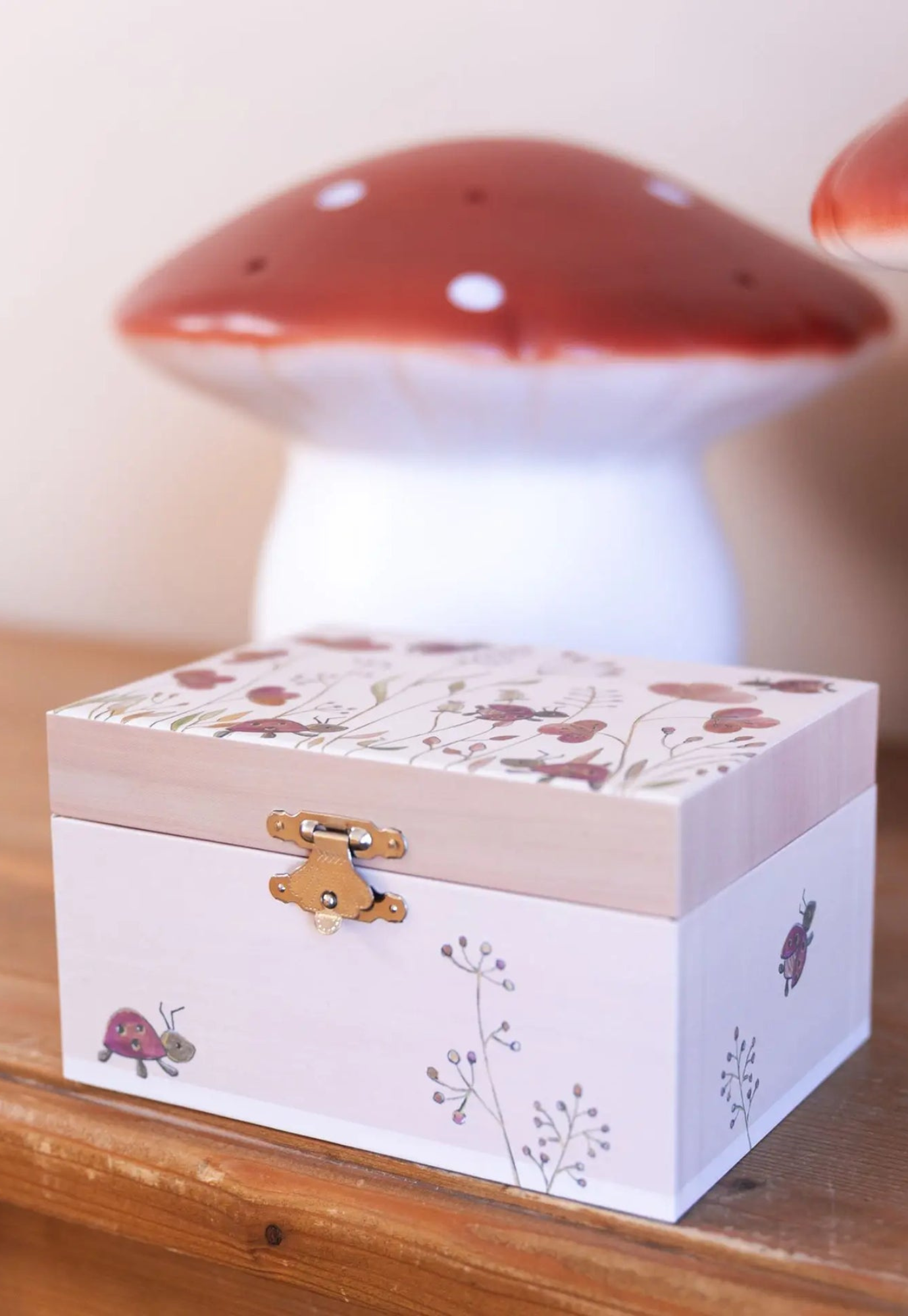 egmont toys - musical jewelry box - ladybug