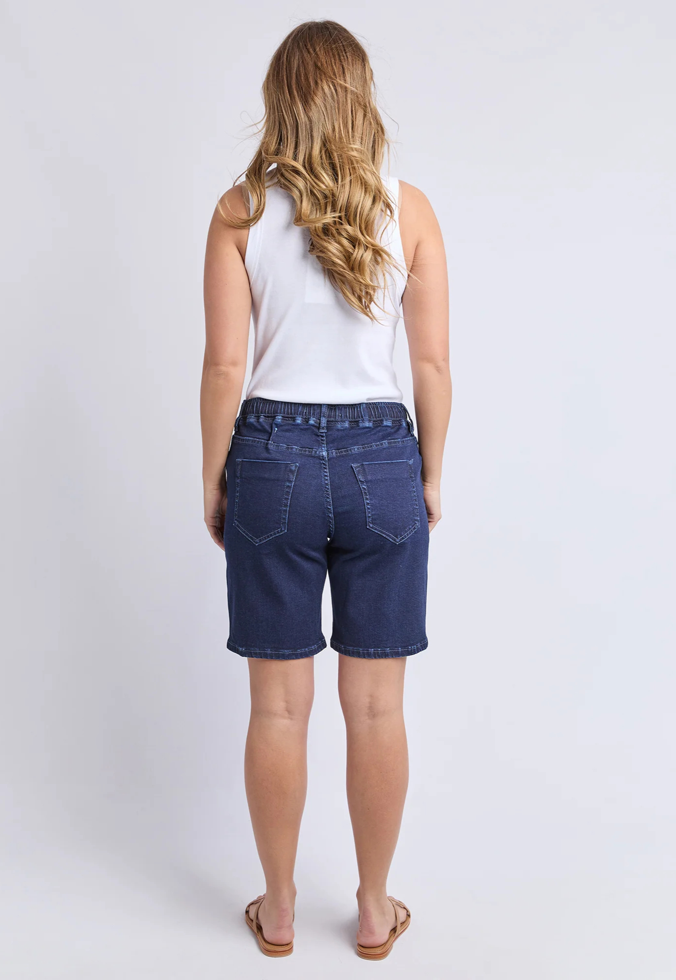 foxwood - gabby bermuda short - dark indigo