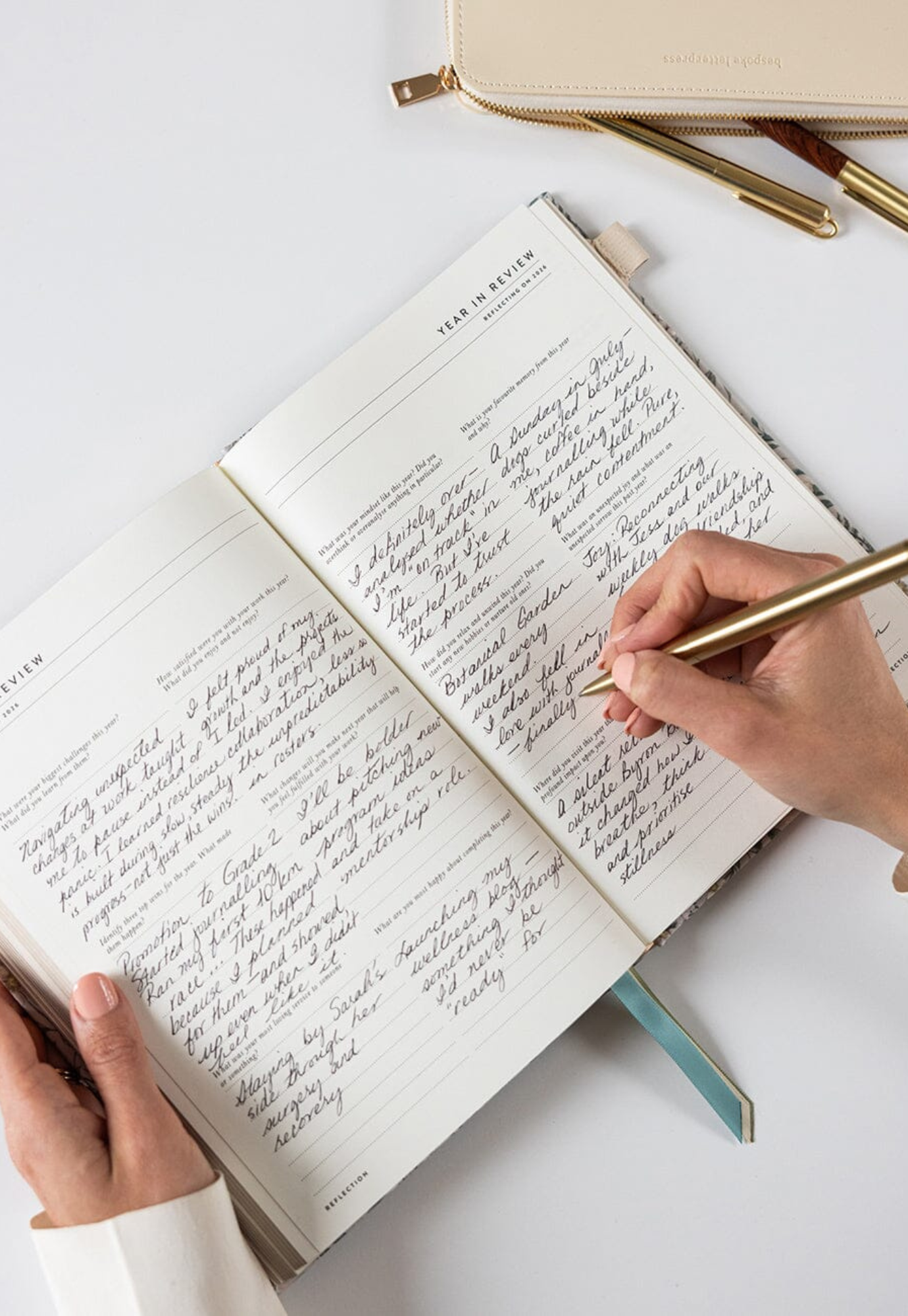 bespoke letterpress - 2026 desktop planner - ivory garden