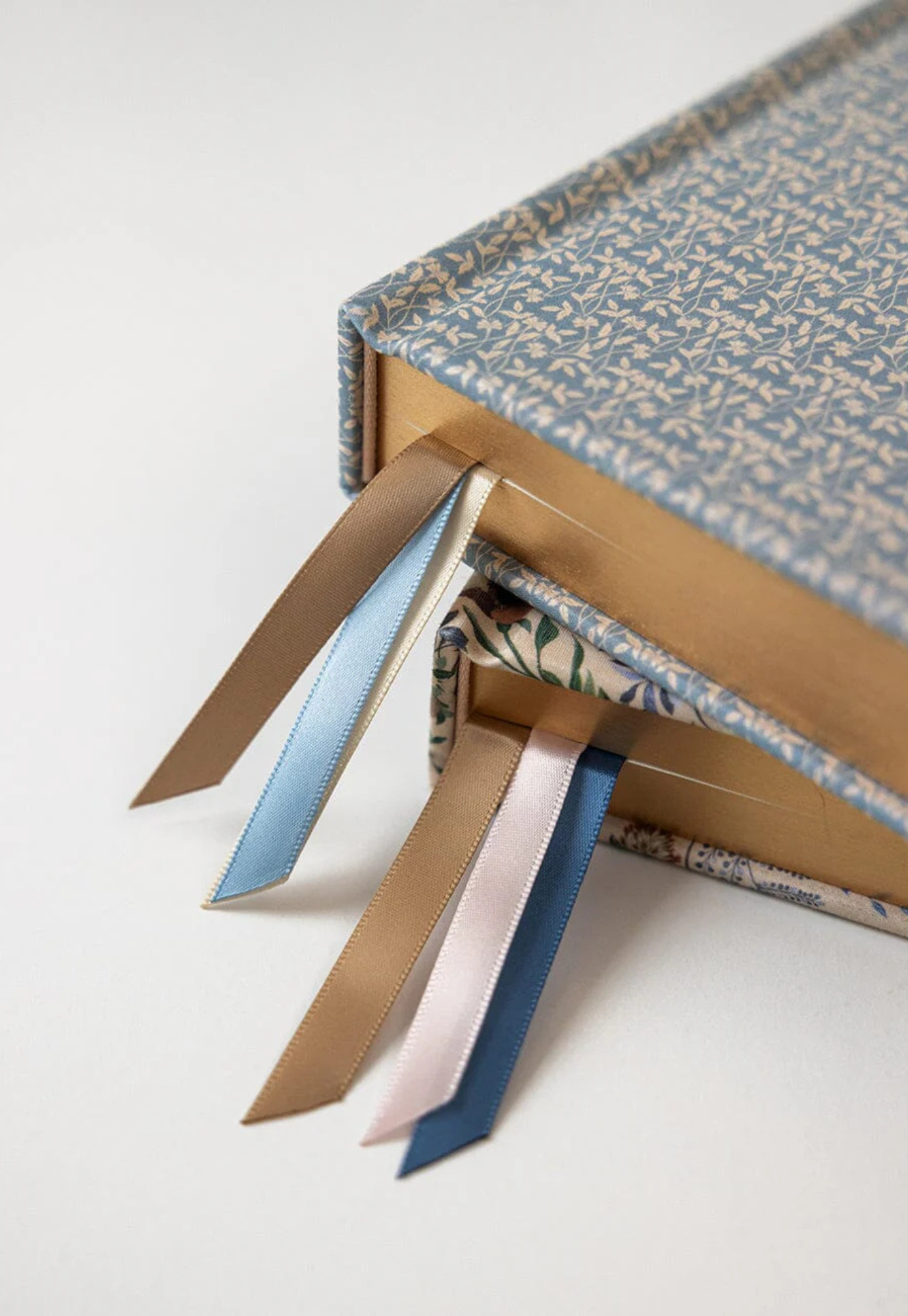 bespoke letterpress - 2026 day-to-a-page linen bound planner - frost bramble