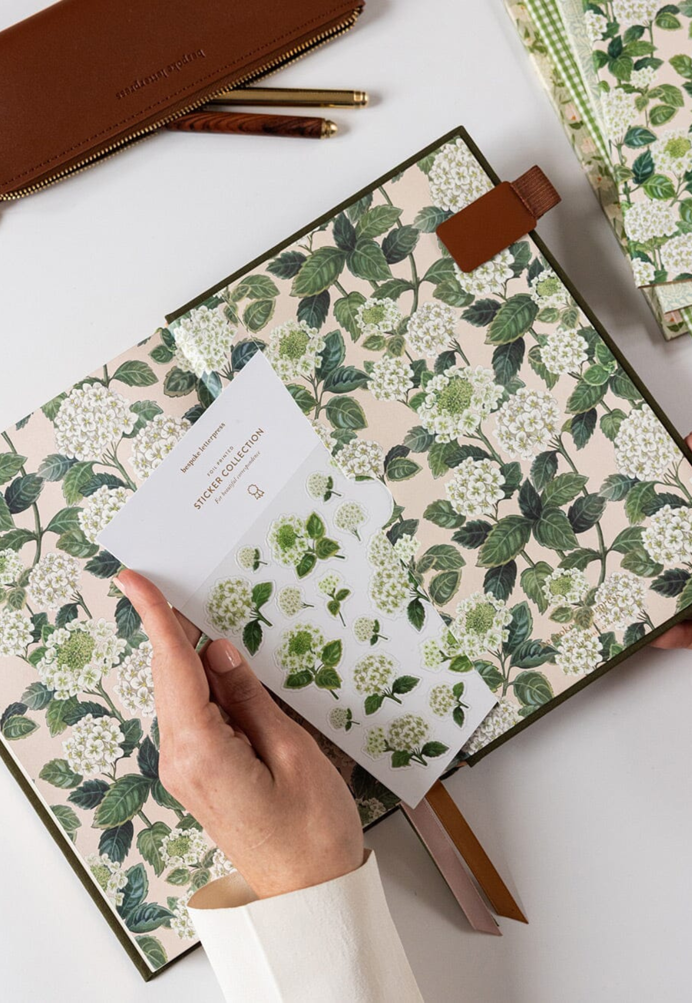 bespoke letterpress - 2026 desktop planner - hunter green