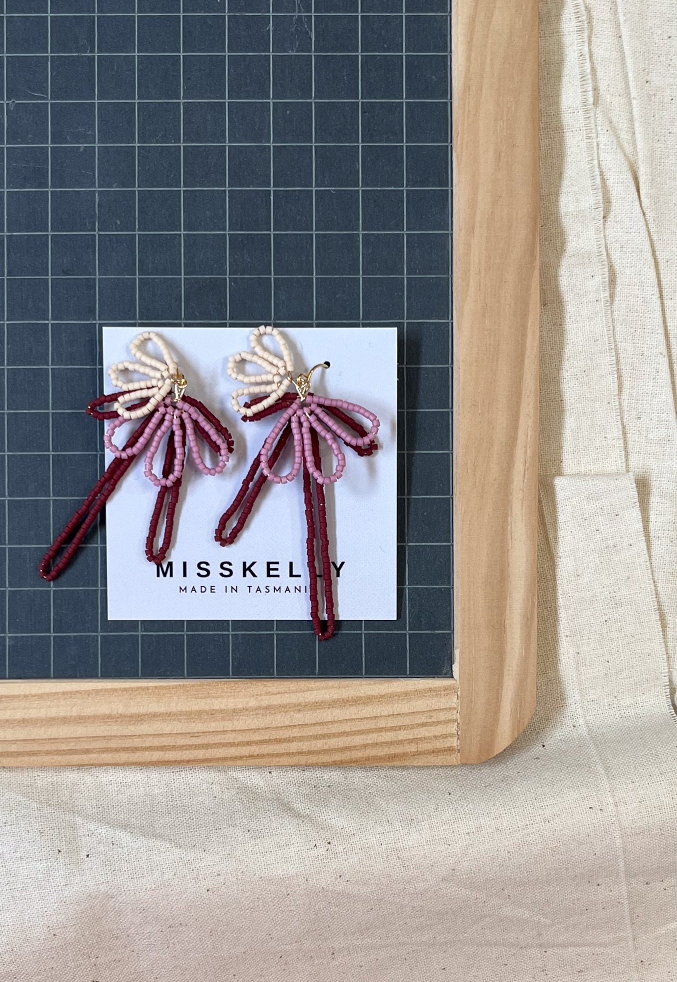 misskelly - triple bloom beaded earrings