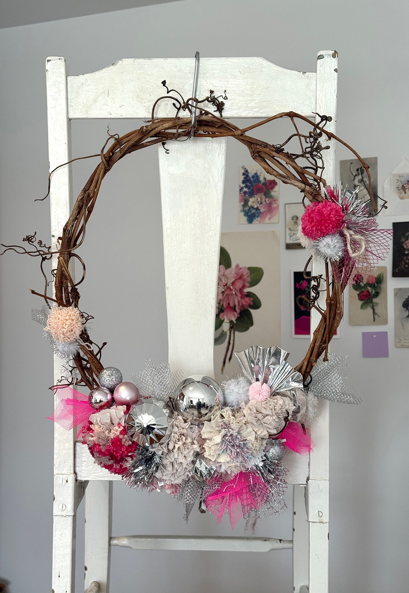 p+p festive wreath - fa la la la M