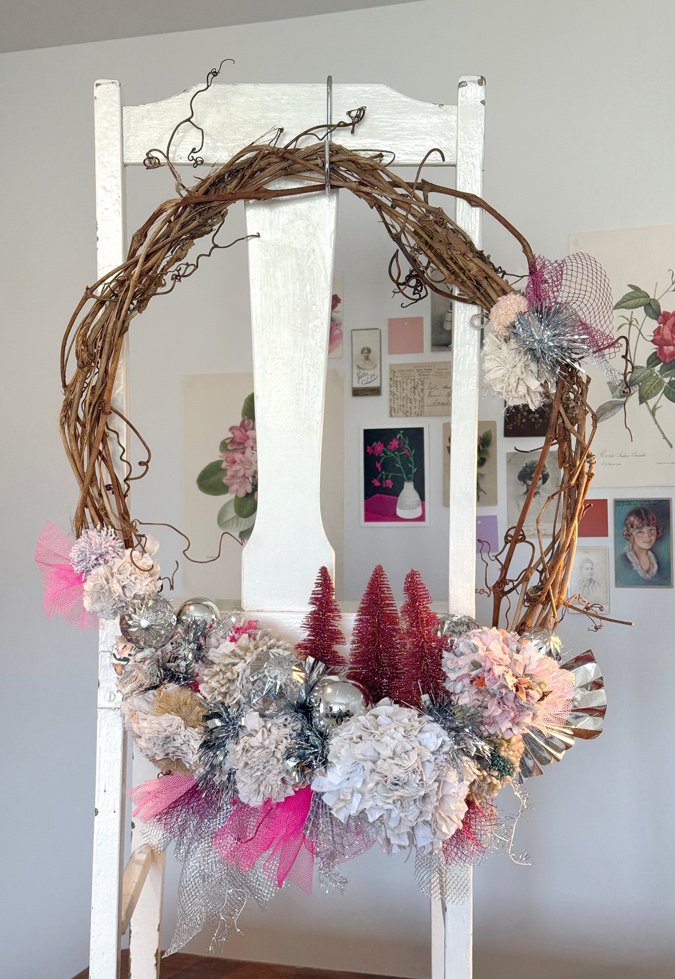 p+p festive wreath - fa la la la L