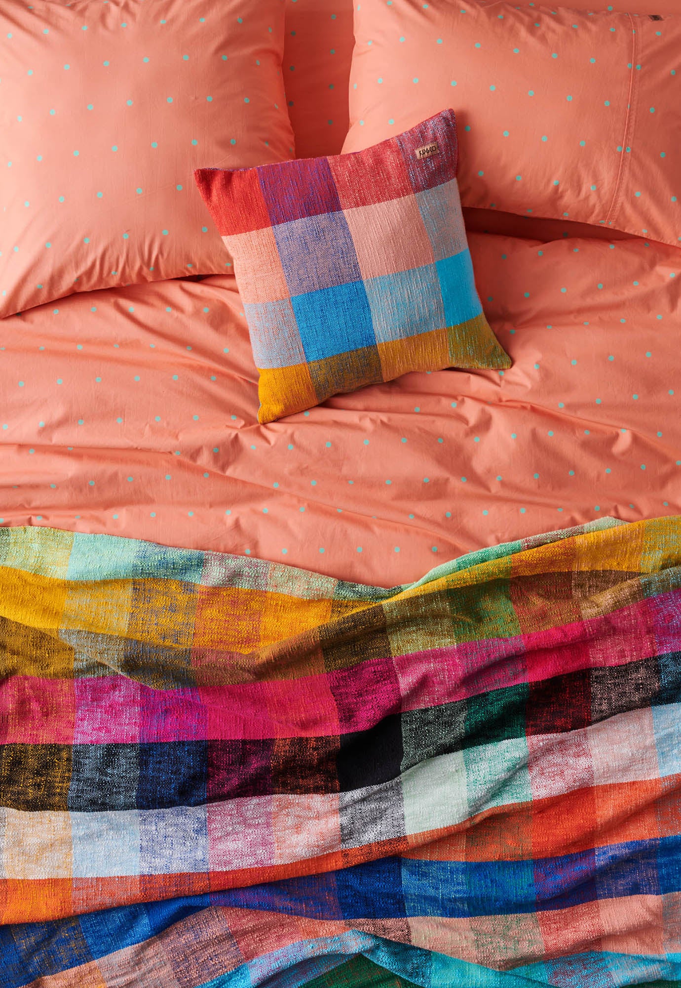 kip&co - rainbow love woven cushion