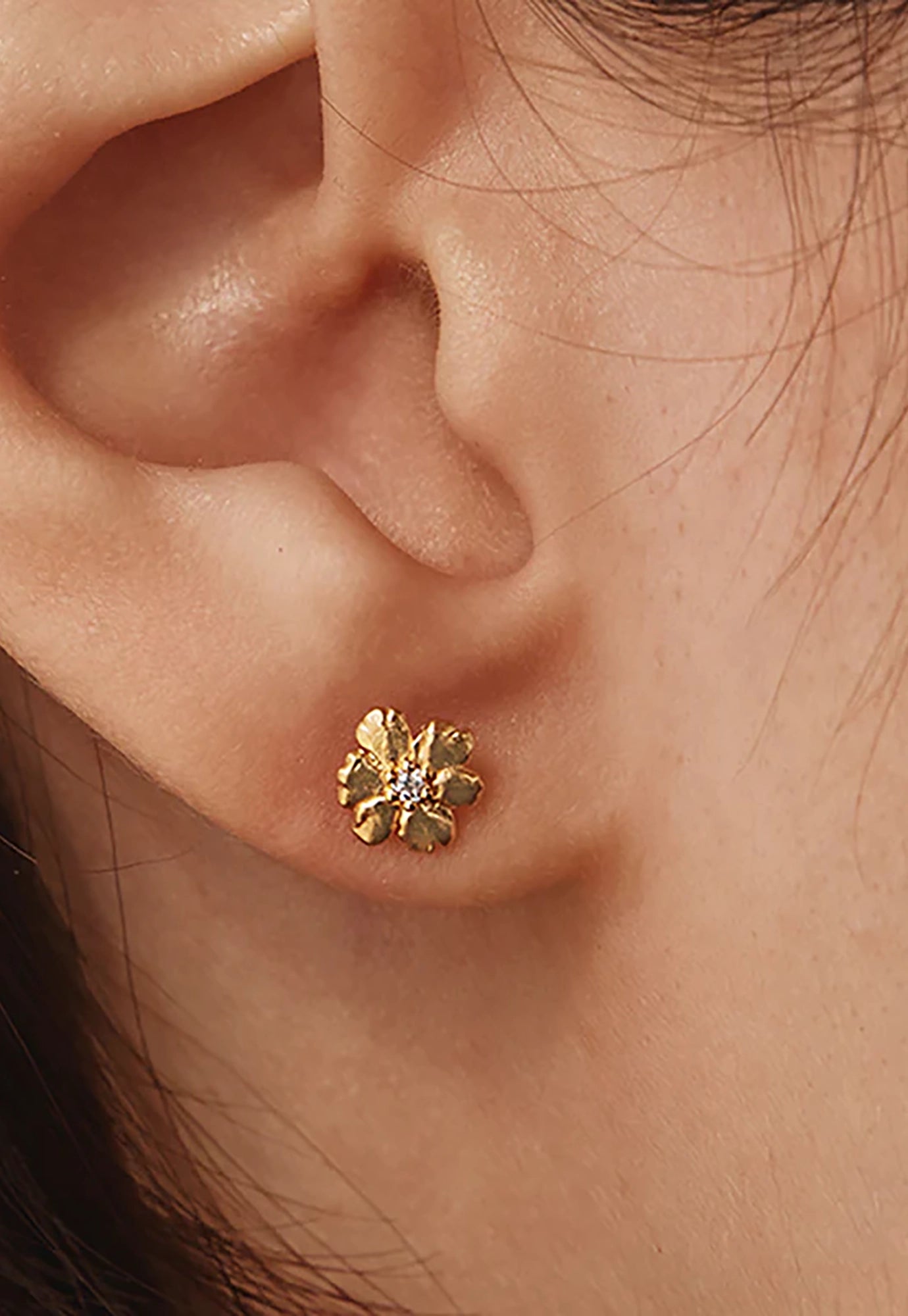 agapee - aleli stud earrings