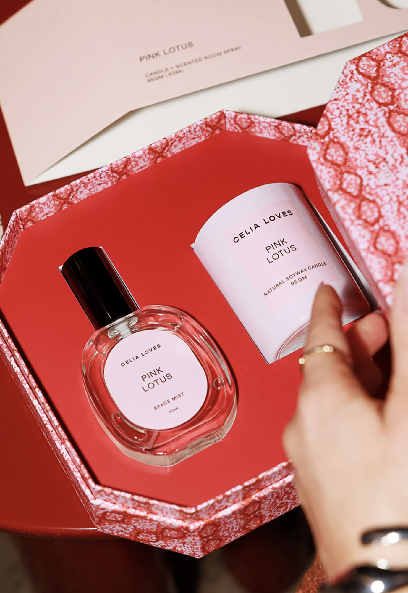 celia loves - room spray & candle set