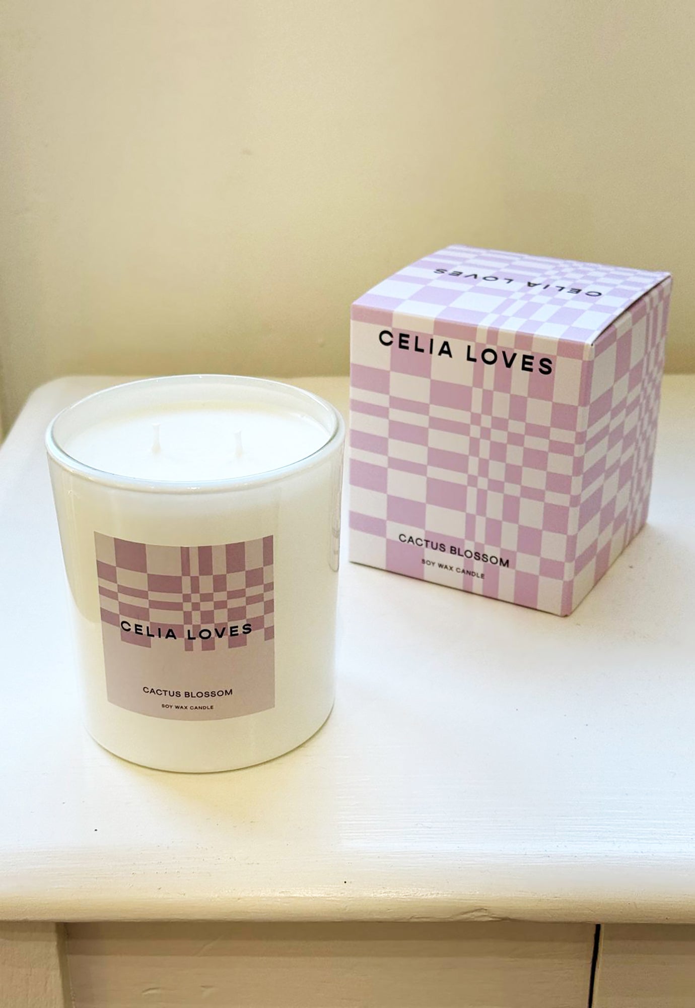 celia loves - candle 395g