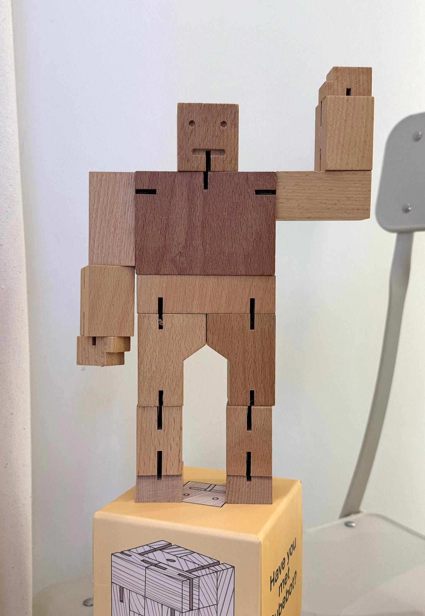 david weeks studio - cubebot