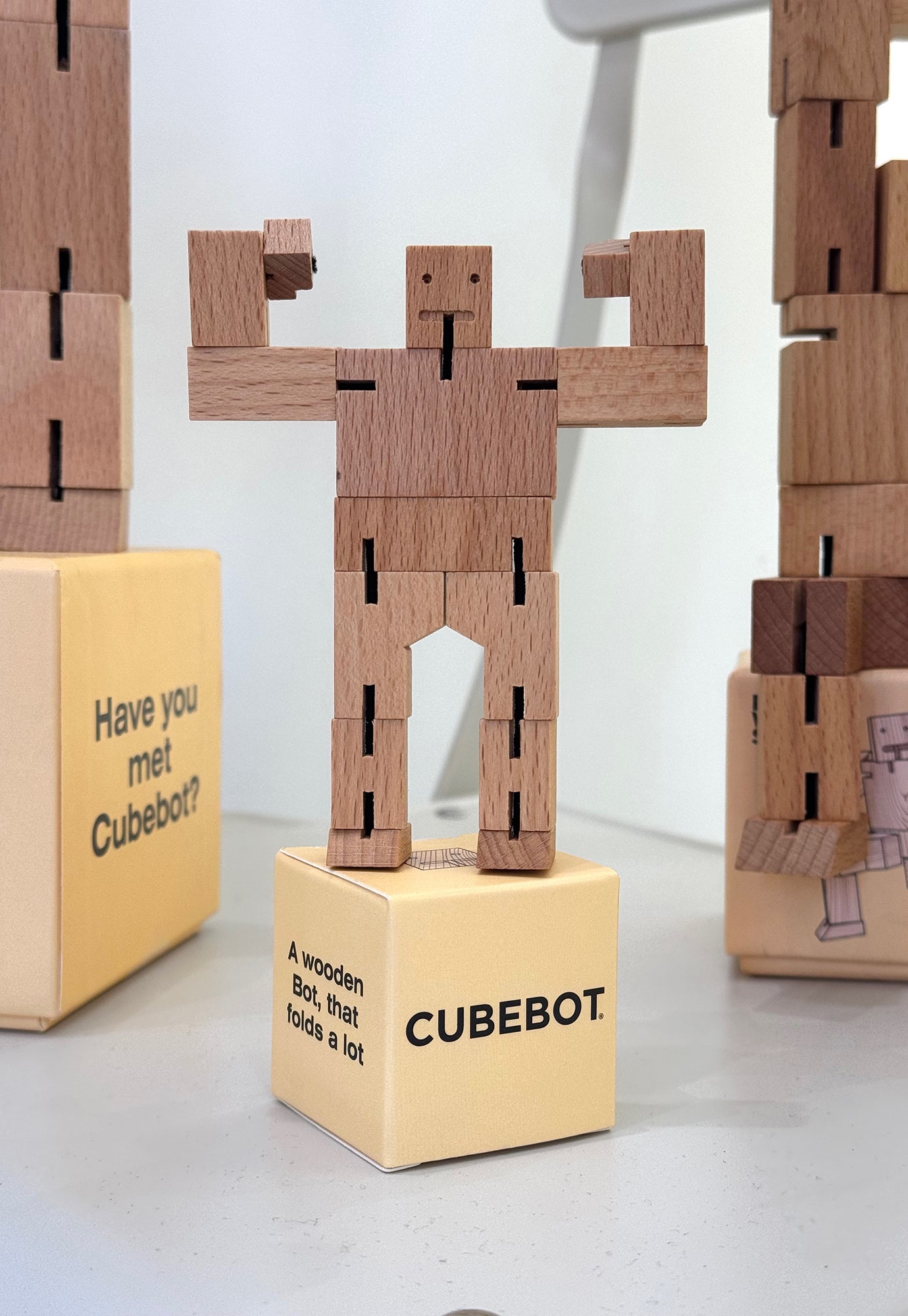 david weeks studio - cubebot