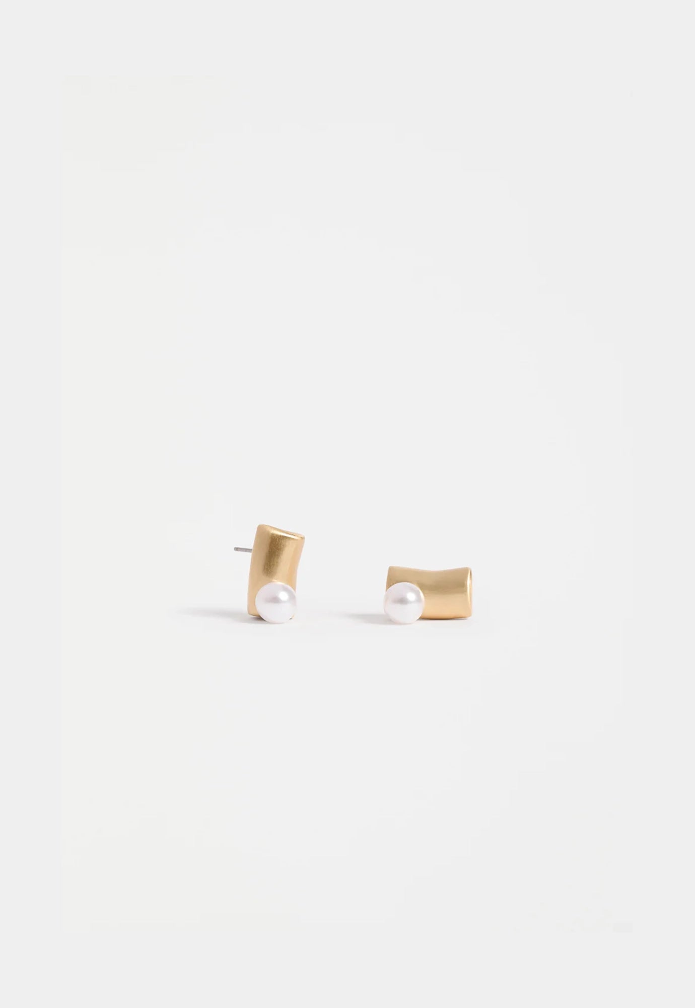 elk - ahas stud earring