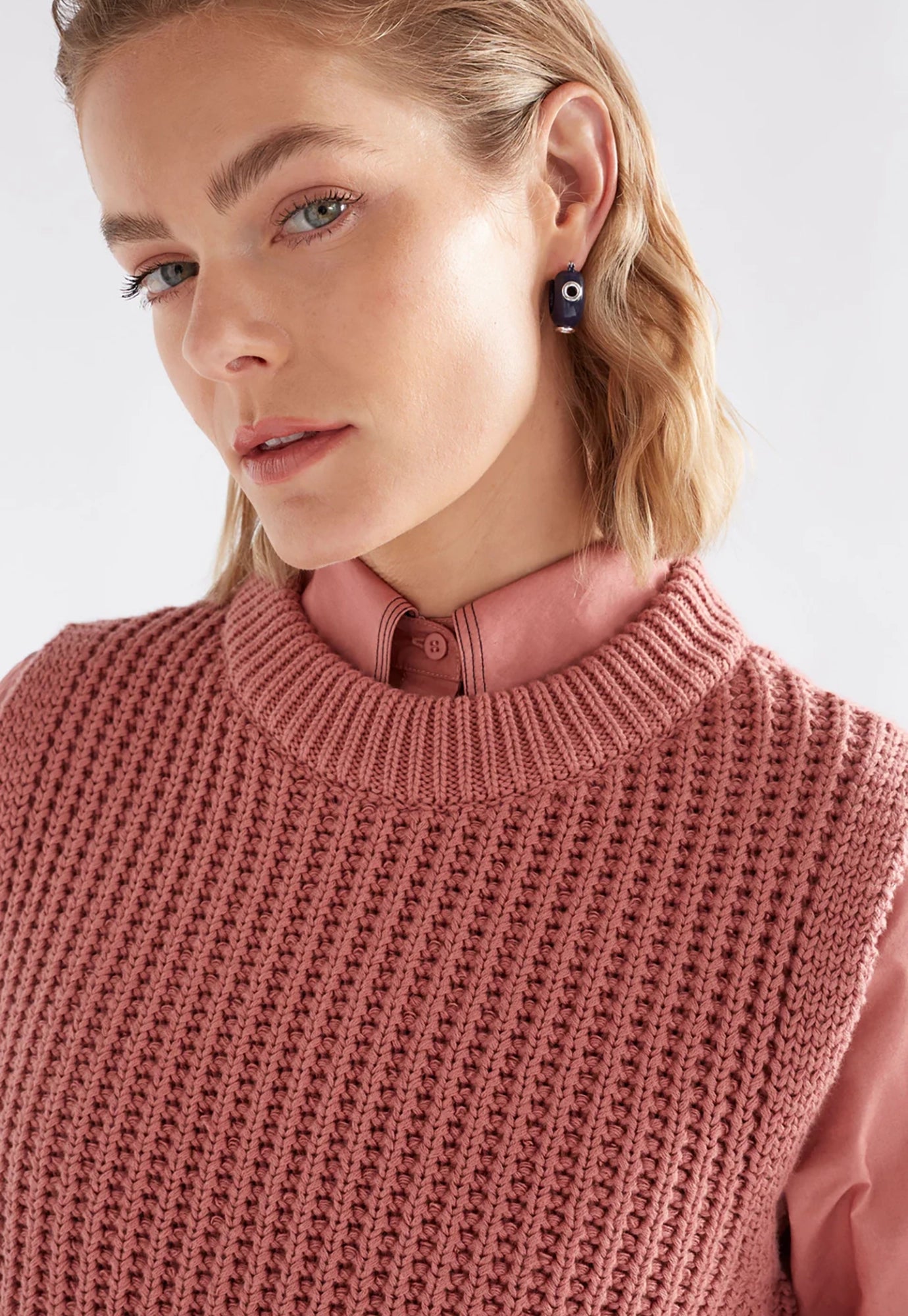 elk - arp vest - clay pink