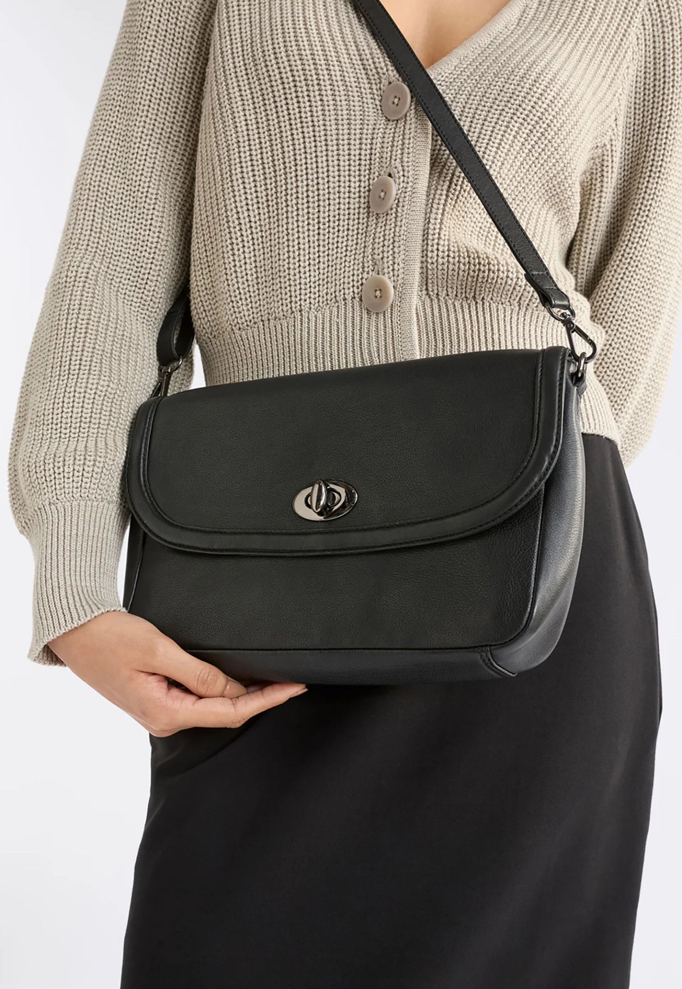 elk - unden crossbody - black