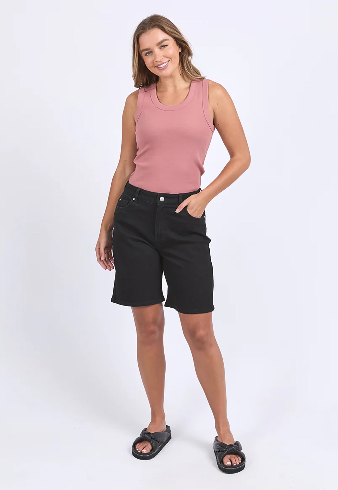 foxwood - harley short - black