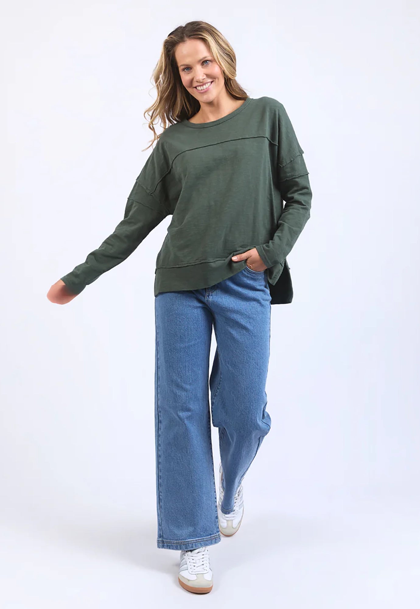 foxwood - jayne throw on top - khaki