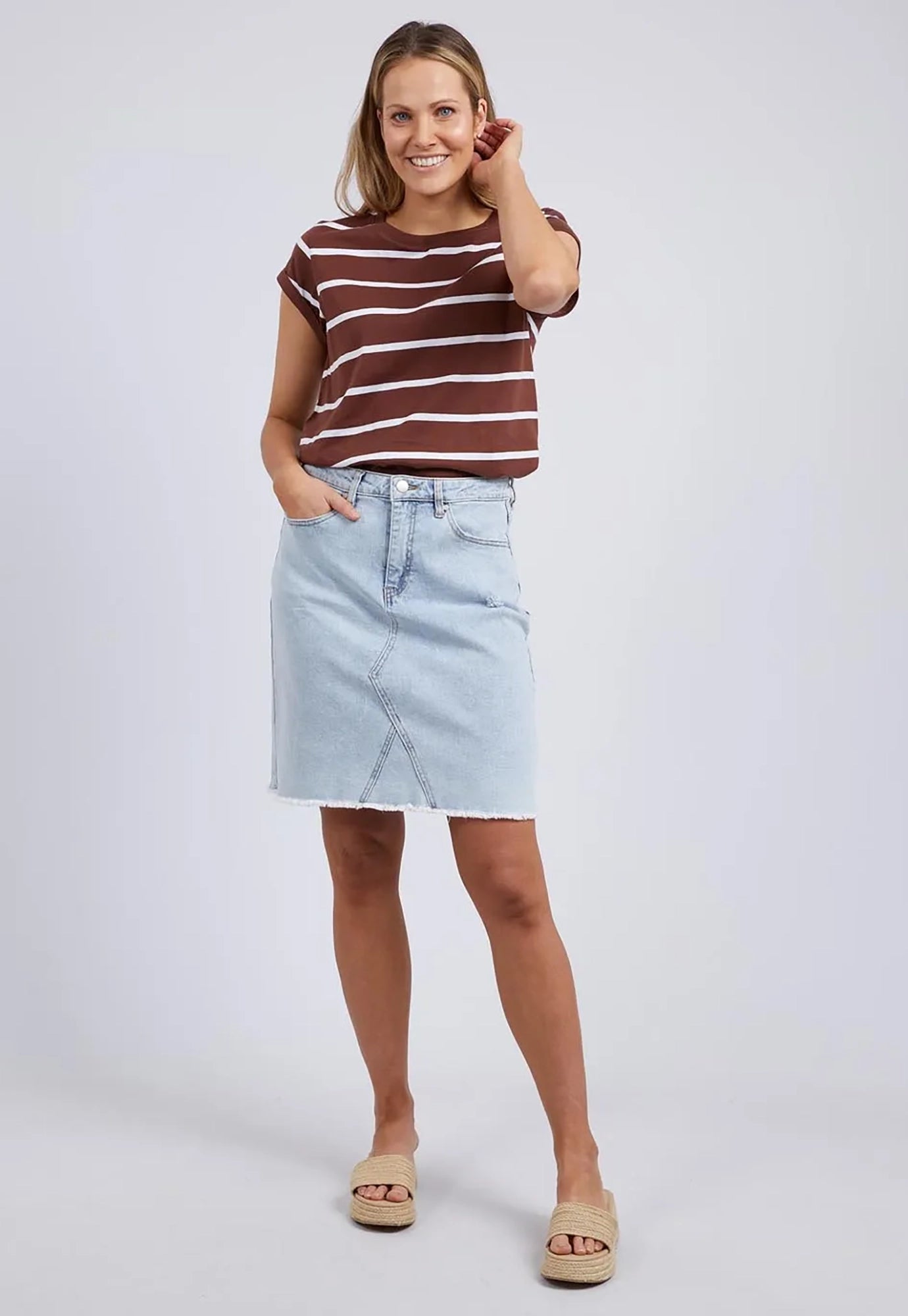 foxwood - manly tee - choc/white stripe