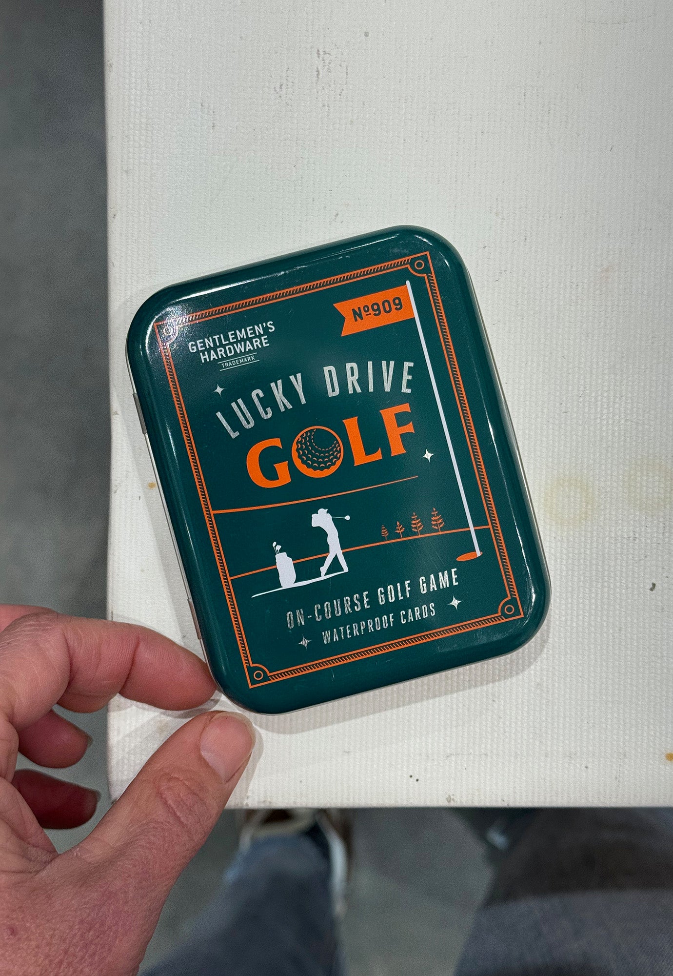 gentlemen's hardware - lucky drive golf card game