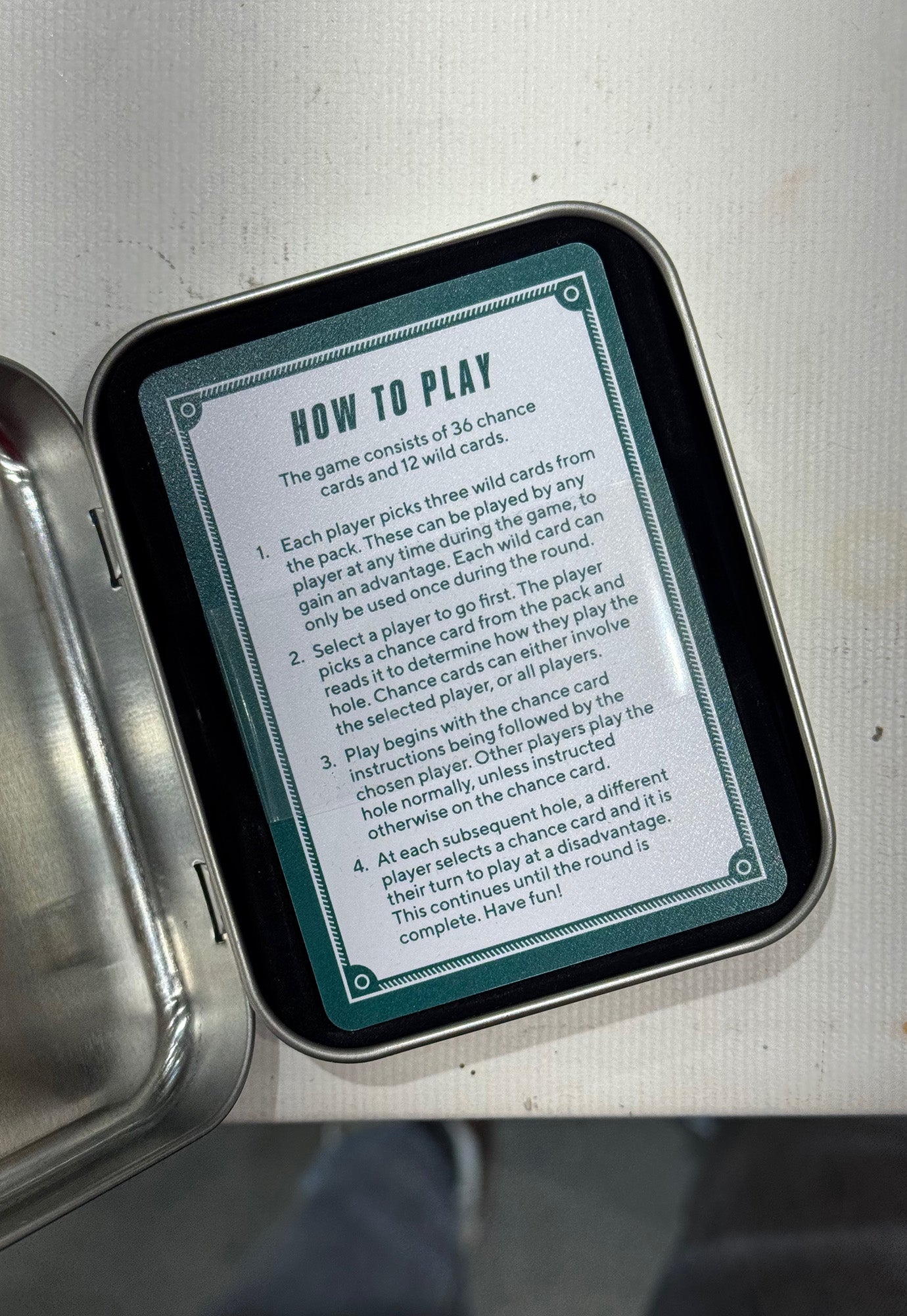 gentlemen's hardware - lucky drive golf card game