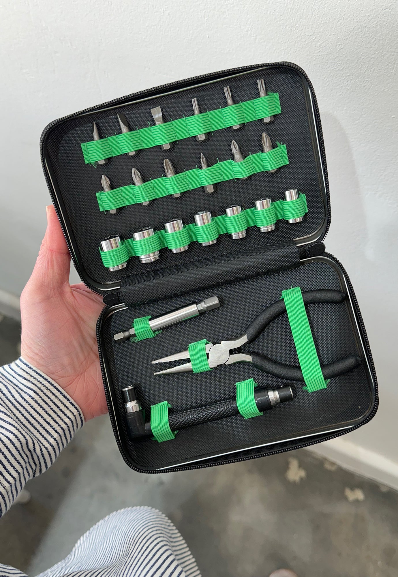 gentlemen's hardware - tools of the trade mini tool kit