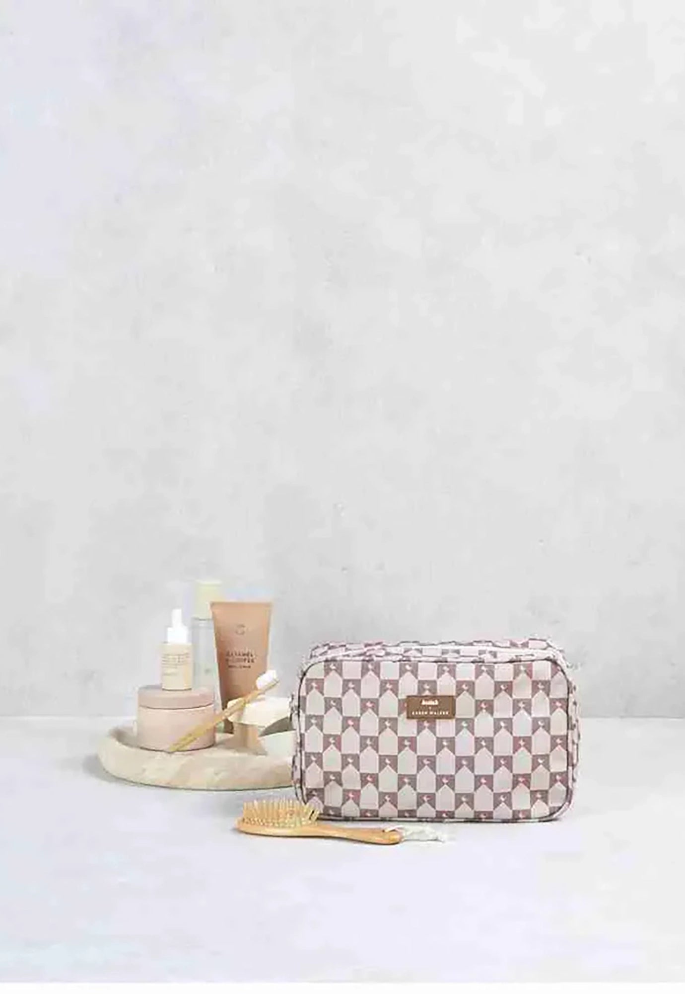 kollab x karen walker - travel bag