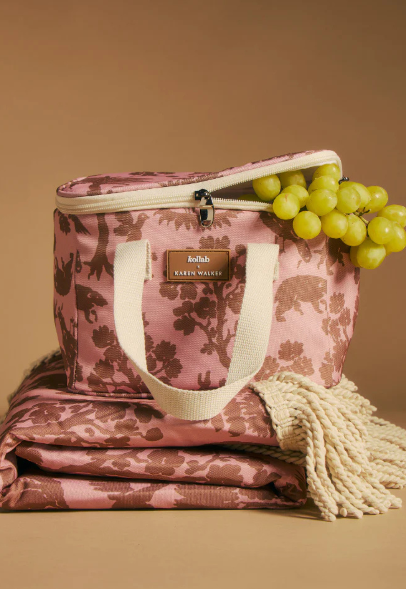 kollab x karen walker - lunch box - animal kingdom