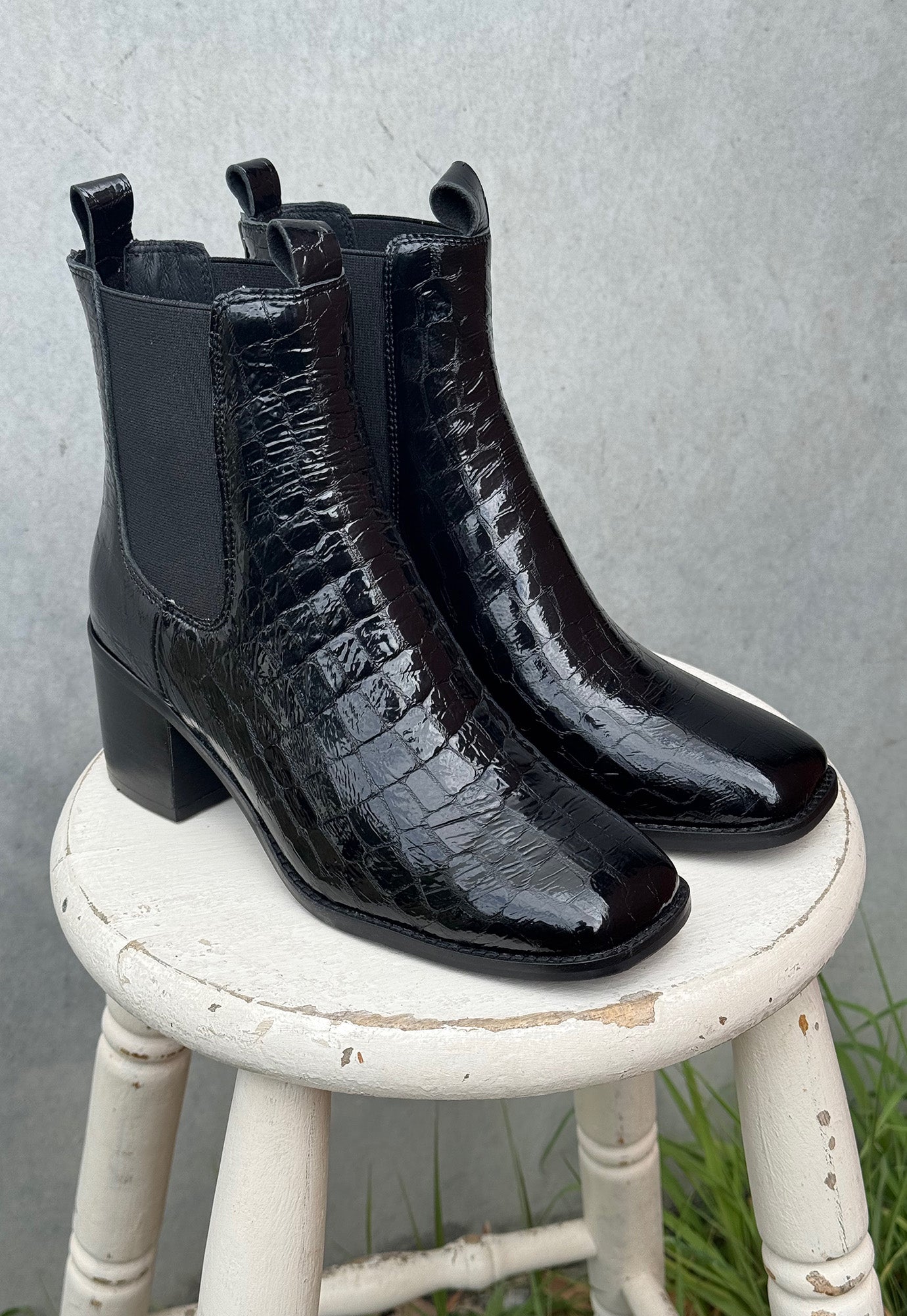 mollini - slightly - black croc patent
