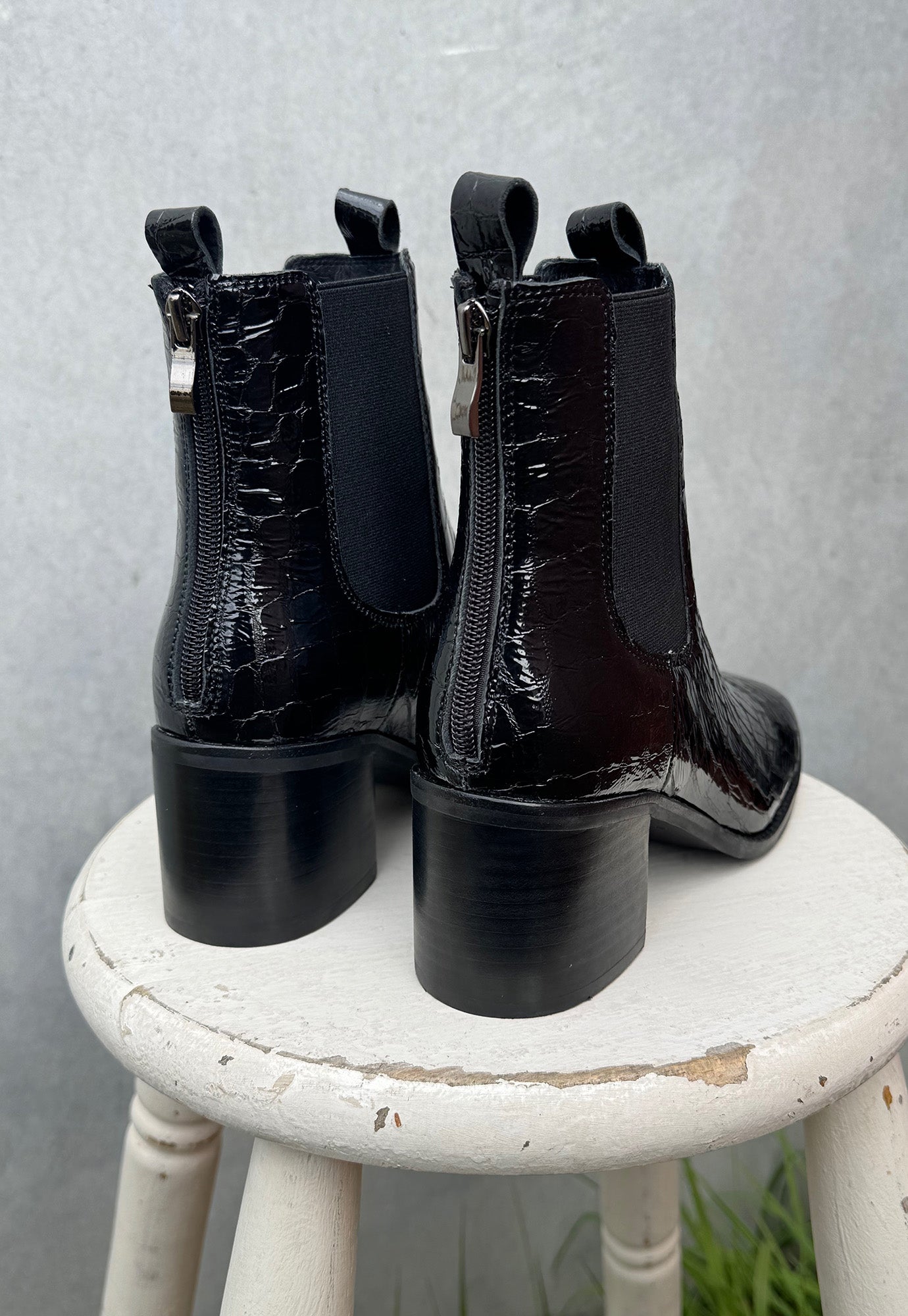 mollini - slightly - black croc patent