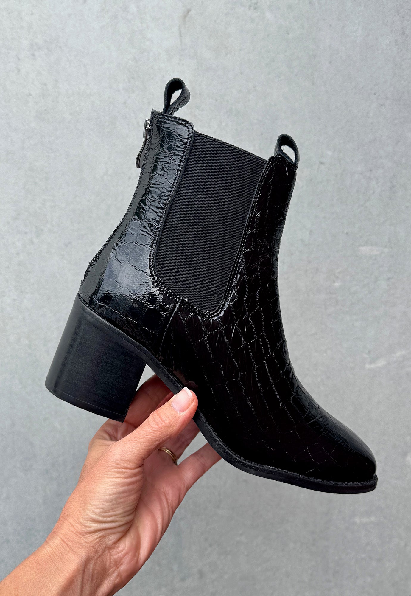 mollini - slightly - black croc patent