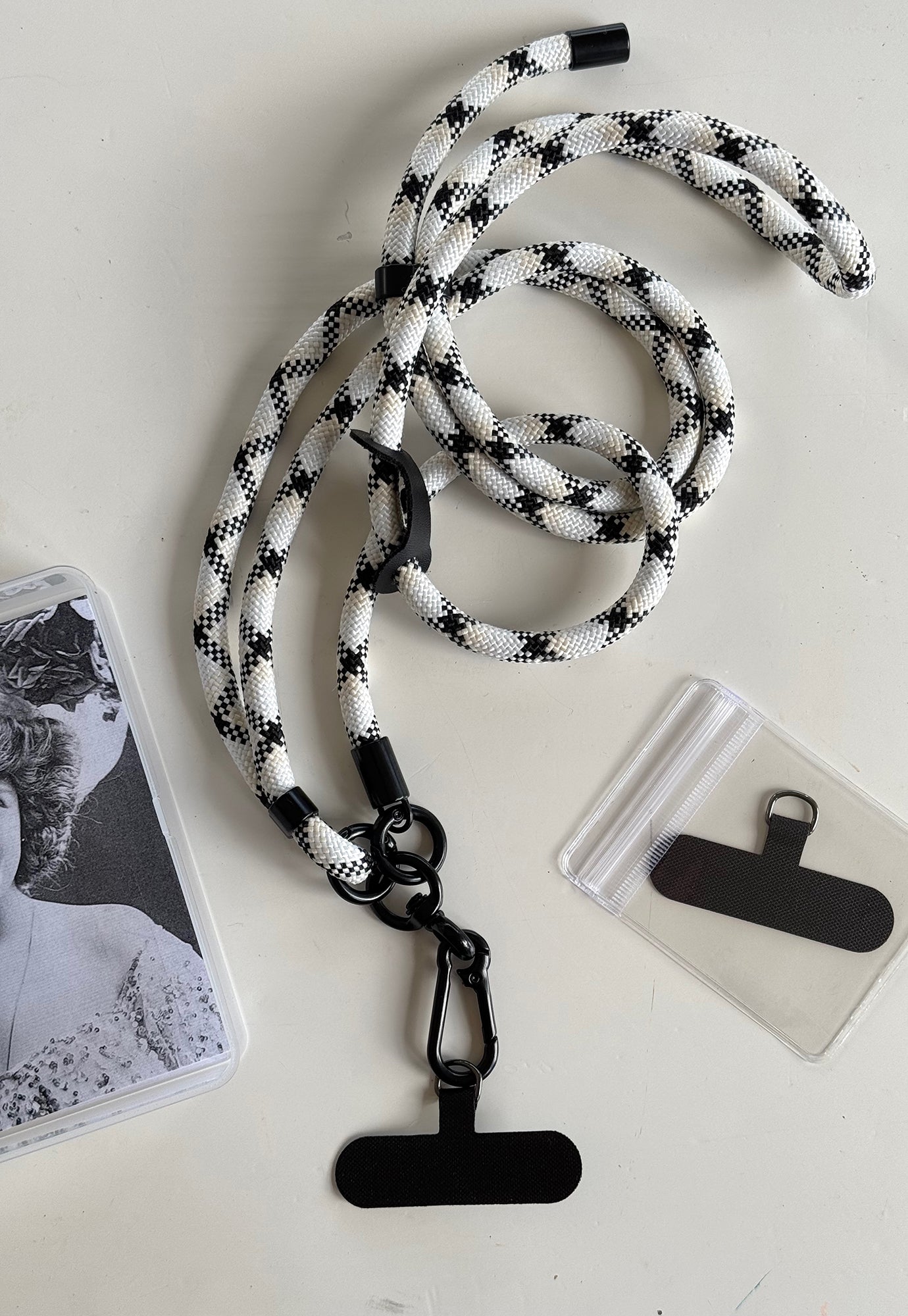 p+p - mobile lanyard