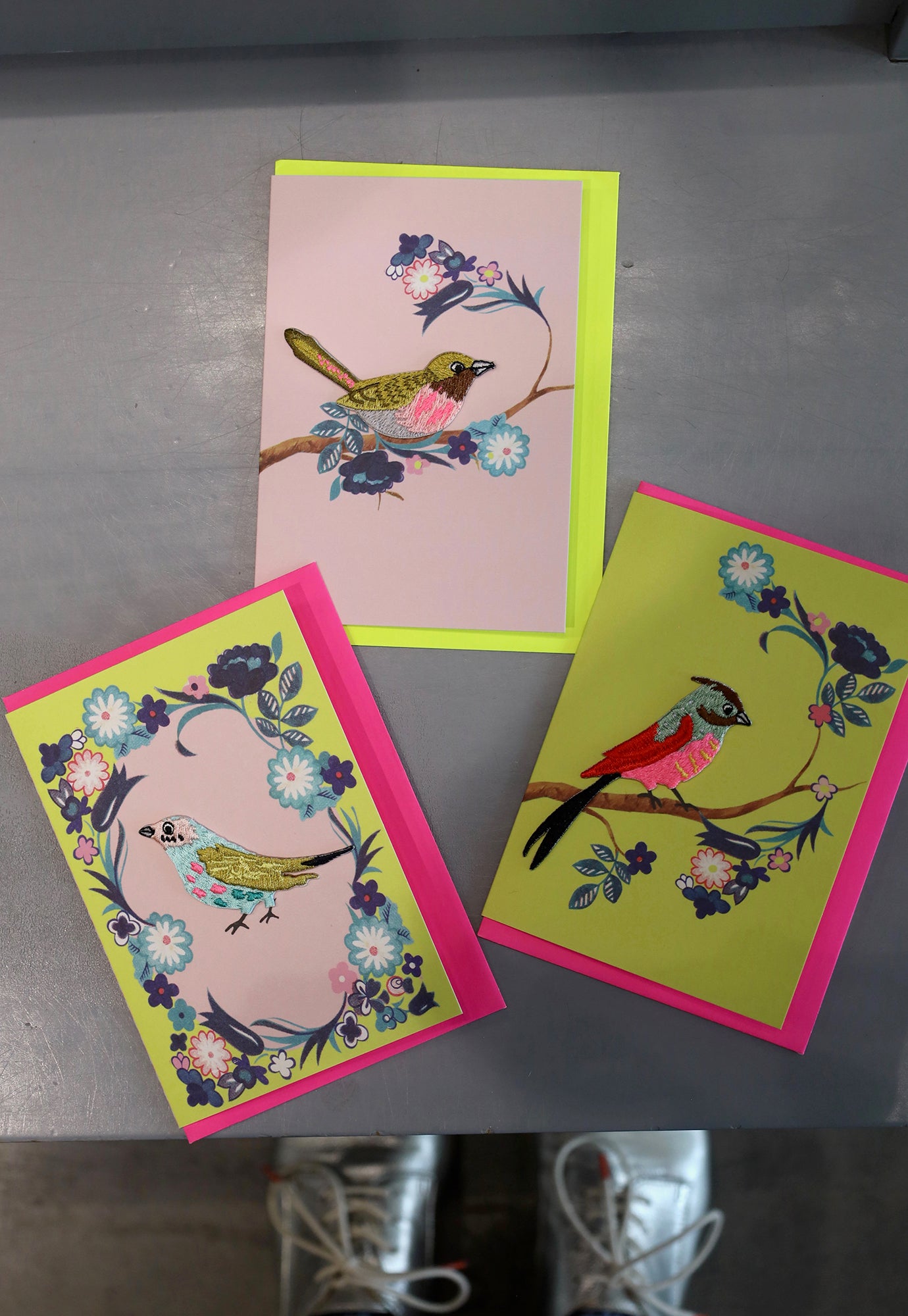 embroidered bird cards - iron on patch