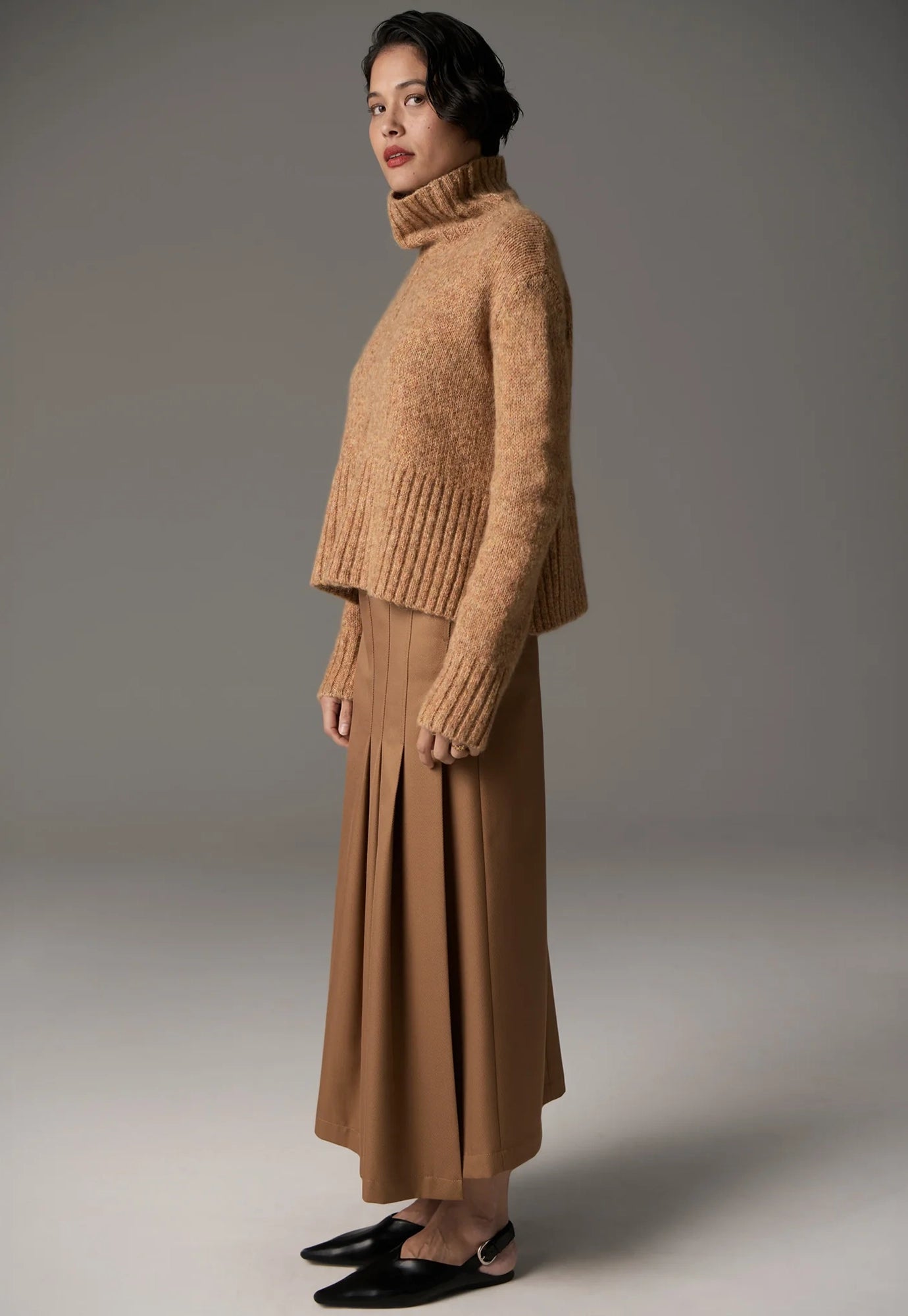 pol - grove high neck knit - gold