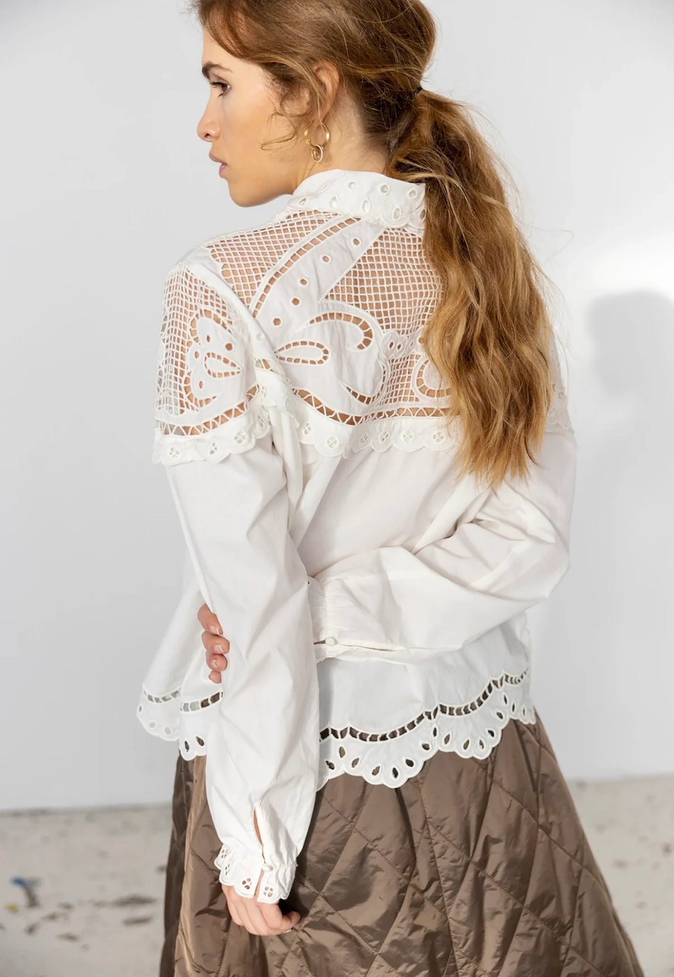 project aj117 - hemera shirt - white