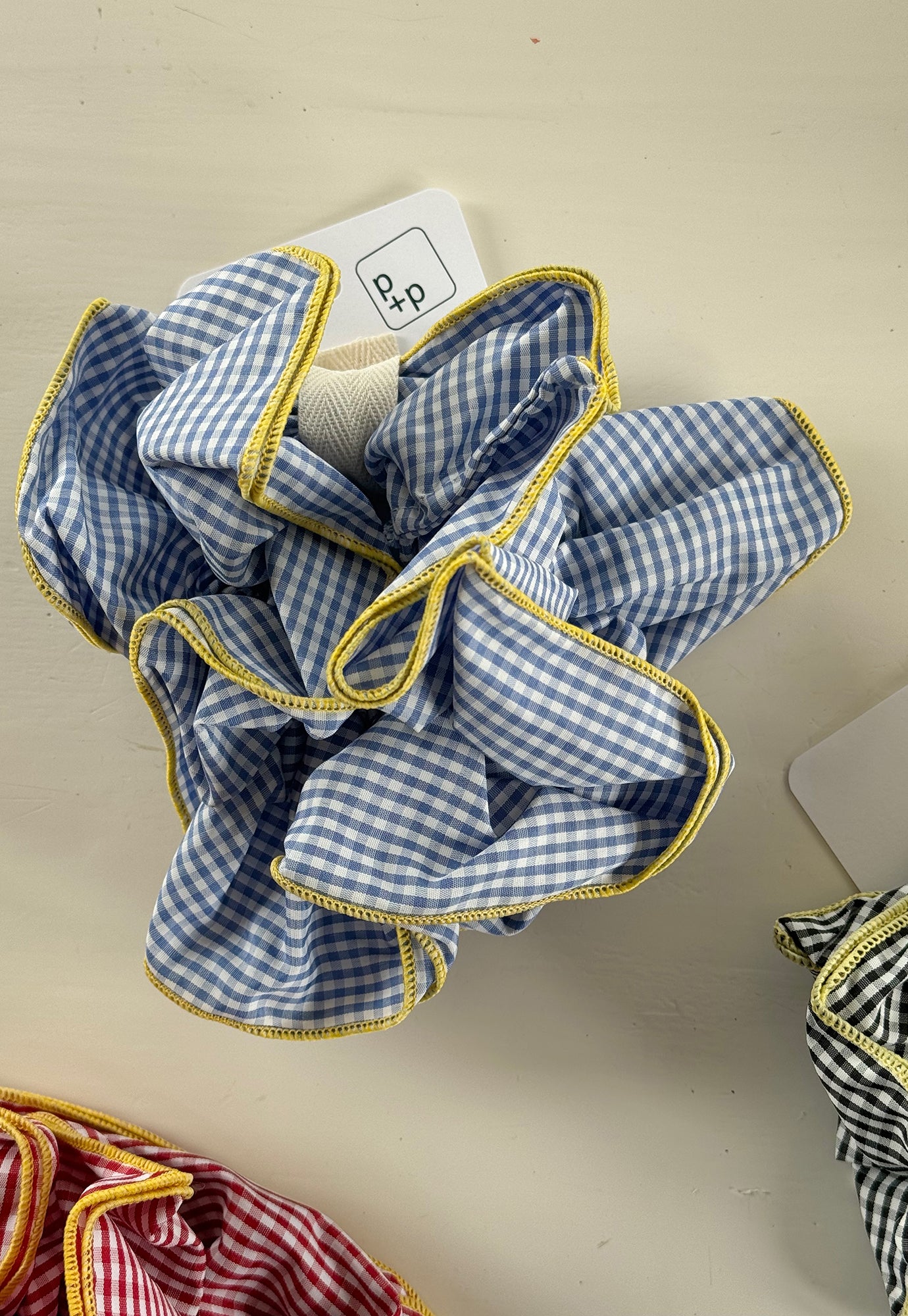 p+p - picnic scrunchie