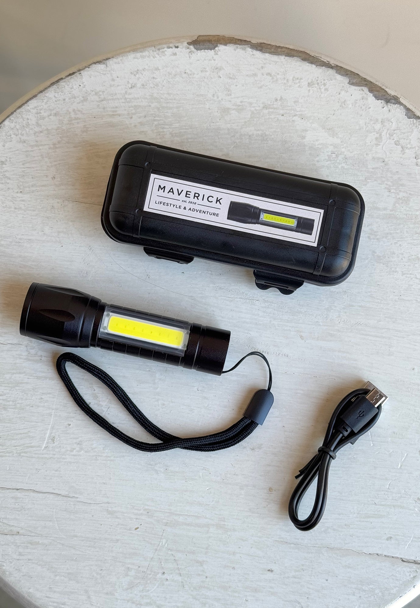 rechargeable flashlight