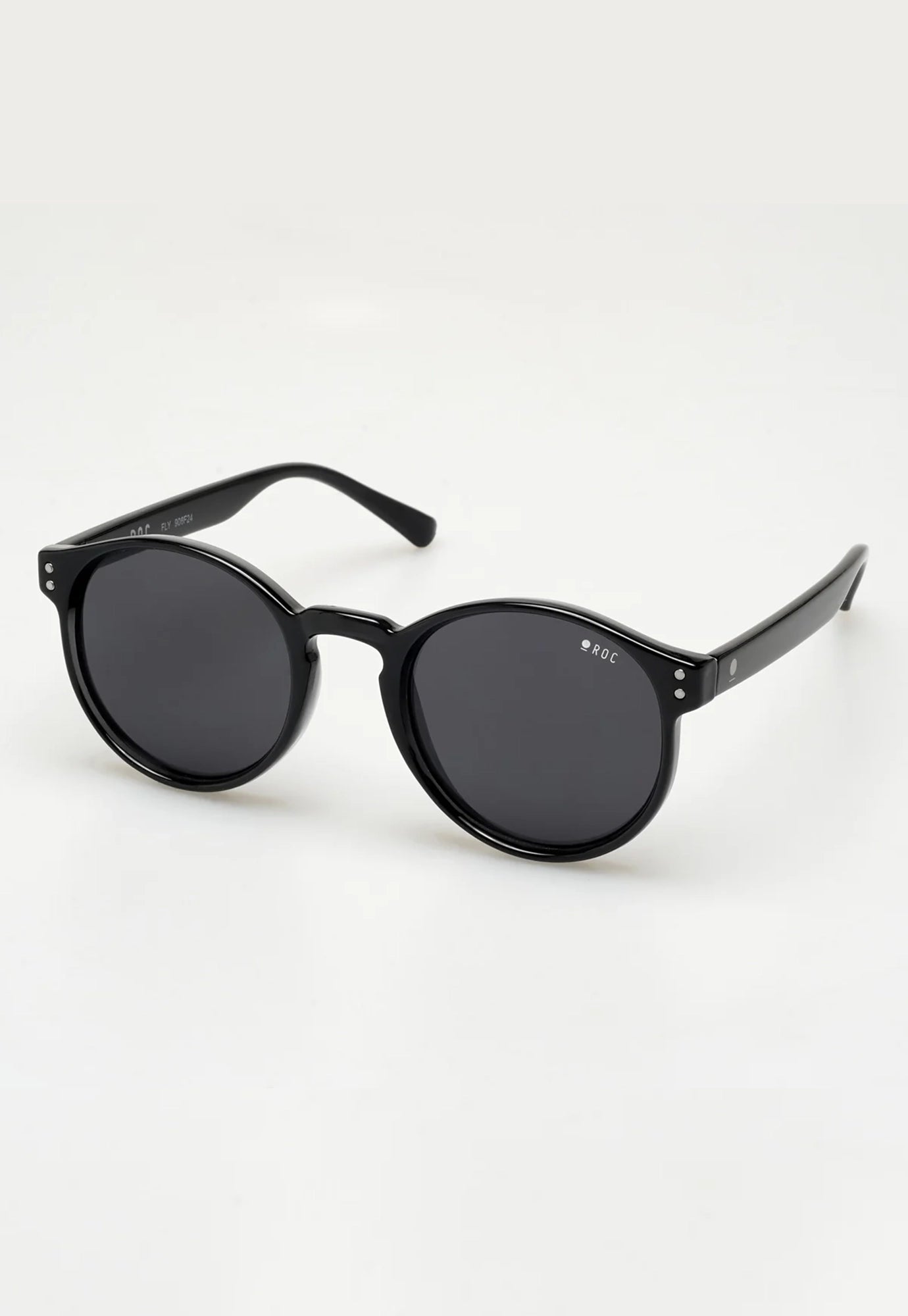 roc - fly - crystal black smoke