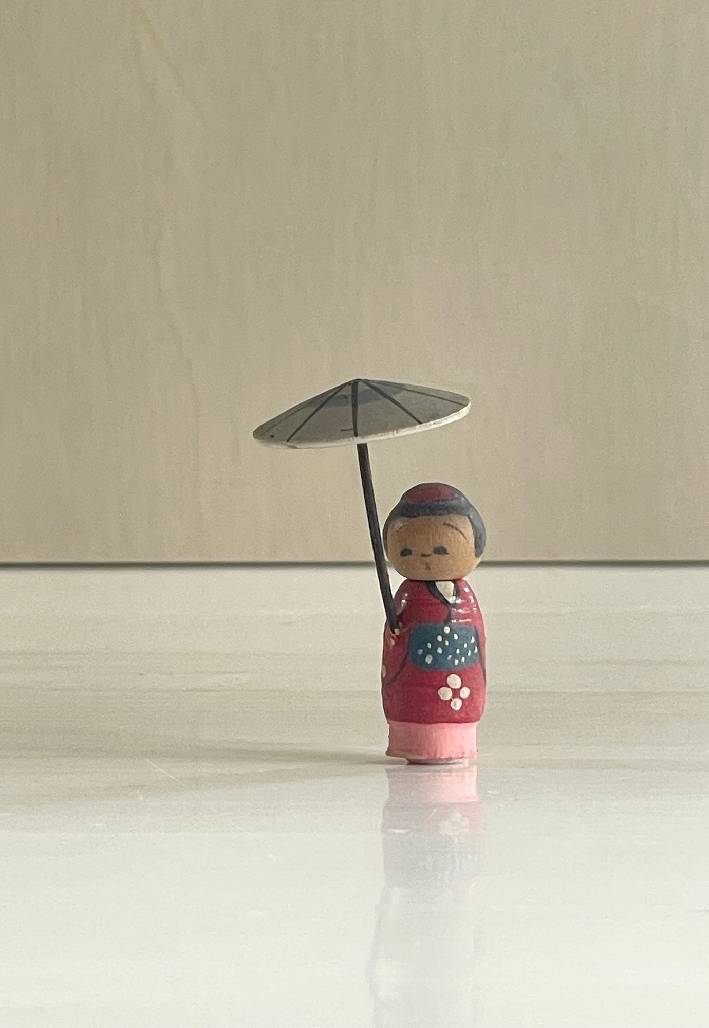 kokeshi wooden doll
