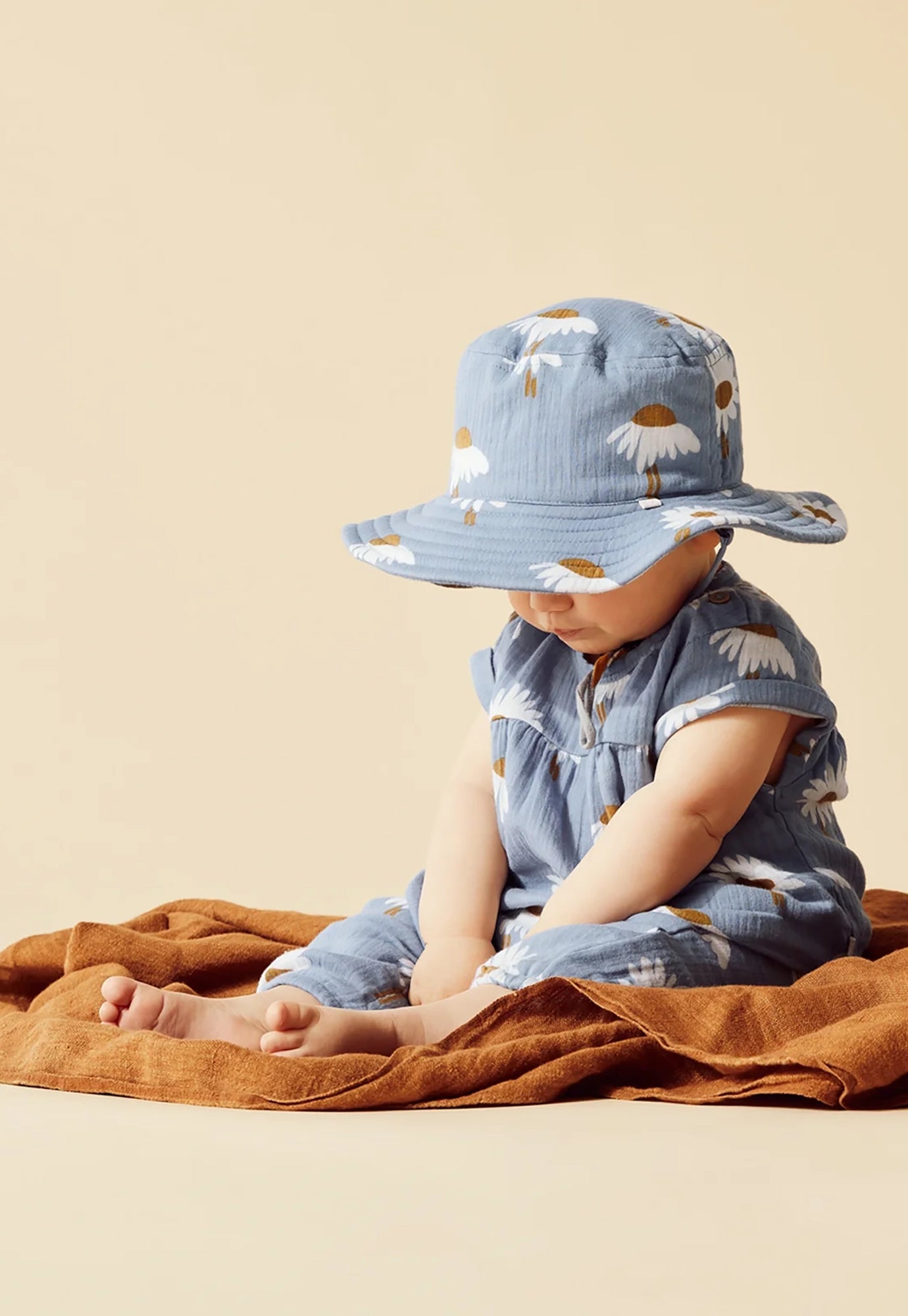 wilson & frenchy - crinkle sun hat - daisy