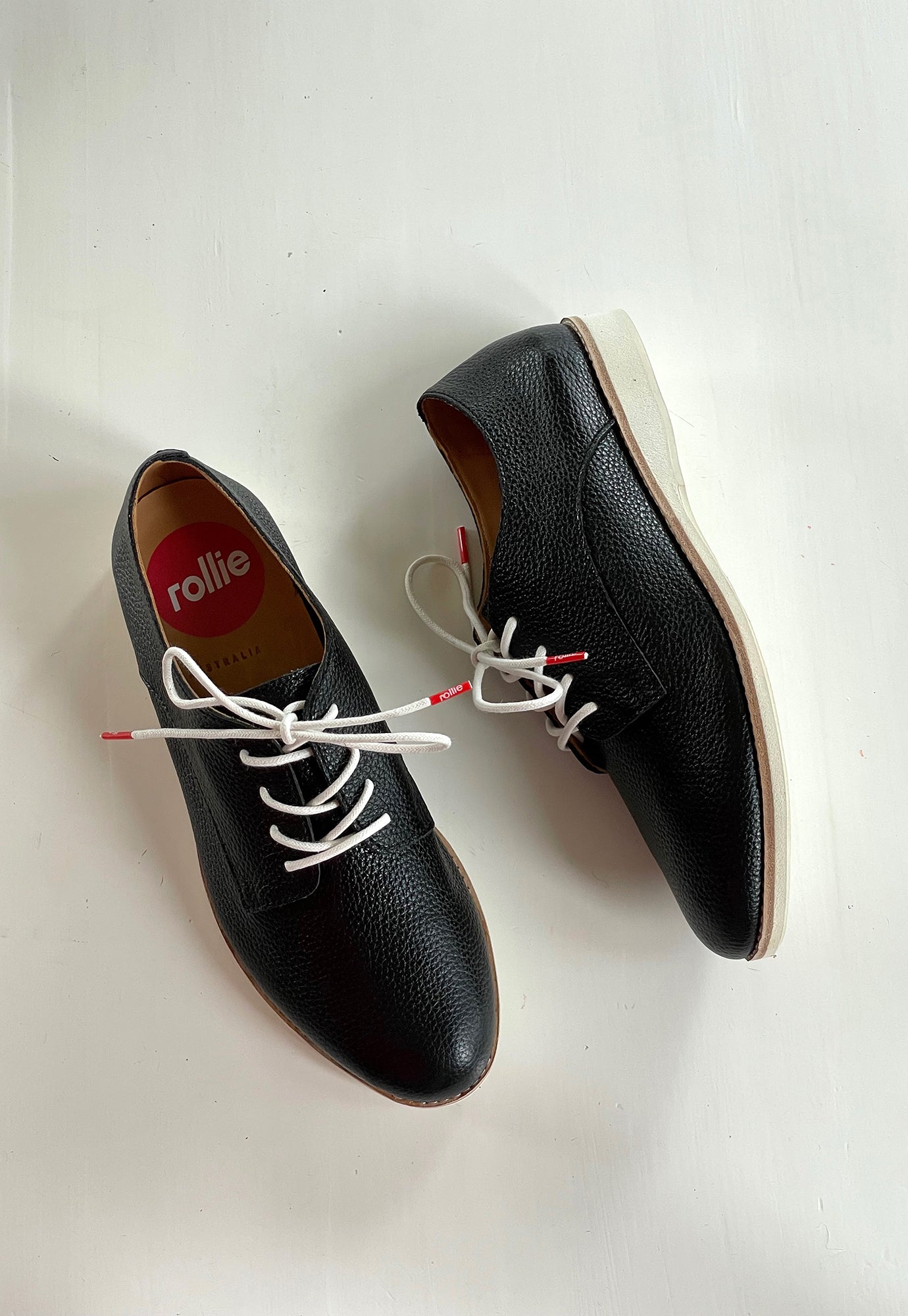 rollie - derby super soft black tumble